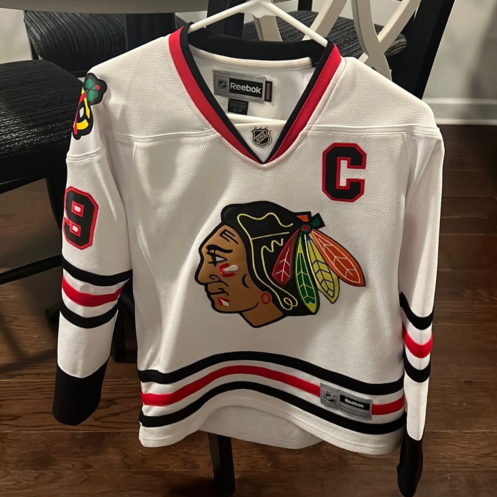 Women’s Blackhawks NHL Jersey
